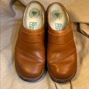 El Naturalista leather mules worn once EUC